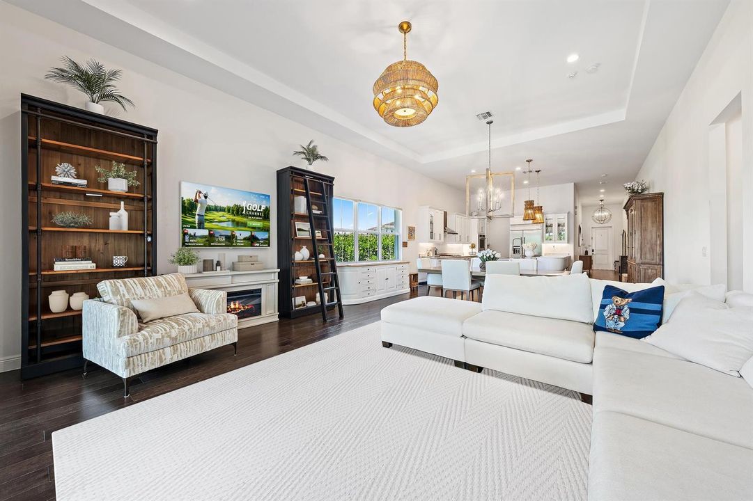 12471 Nautilus Cir-8