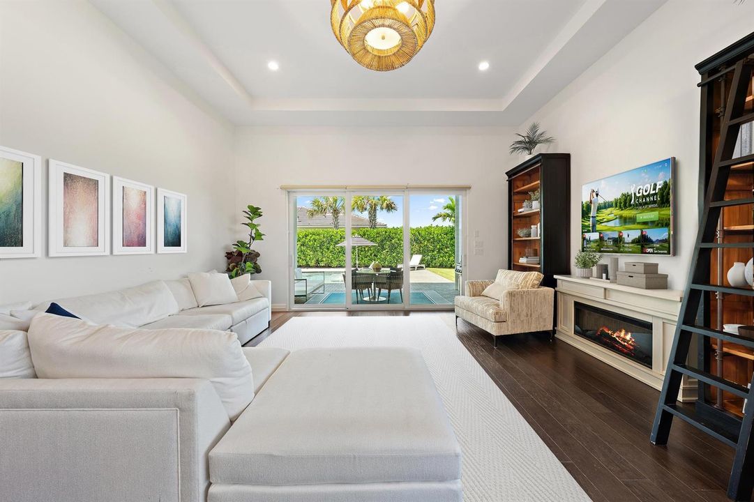 12471 Nautilus Cir-6