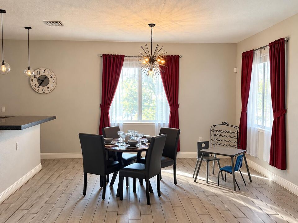 dining1
