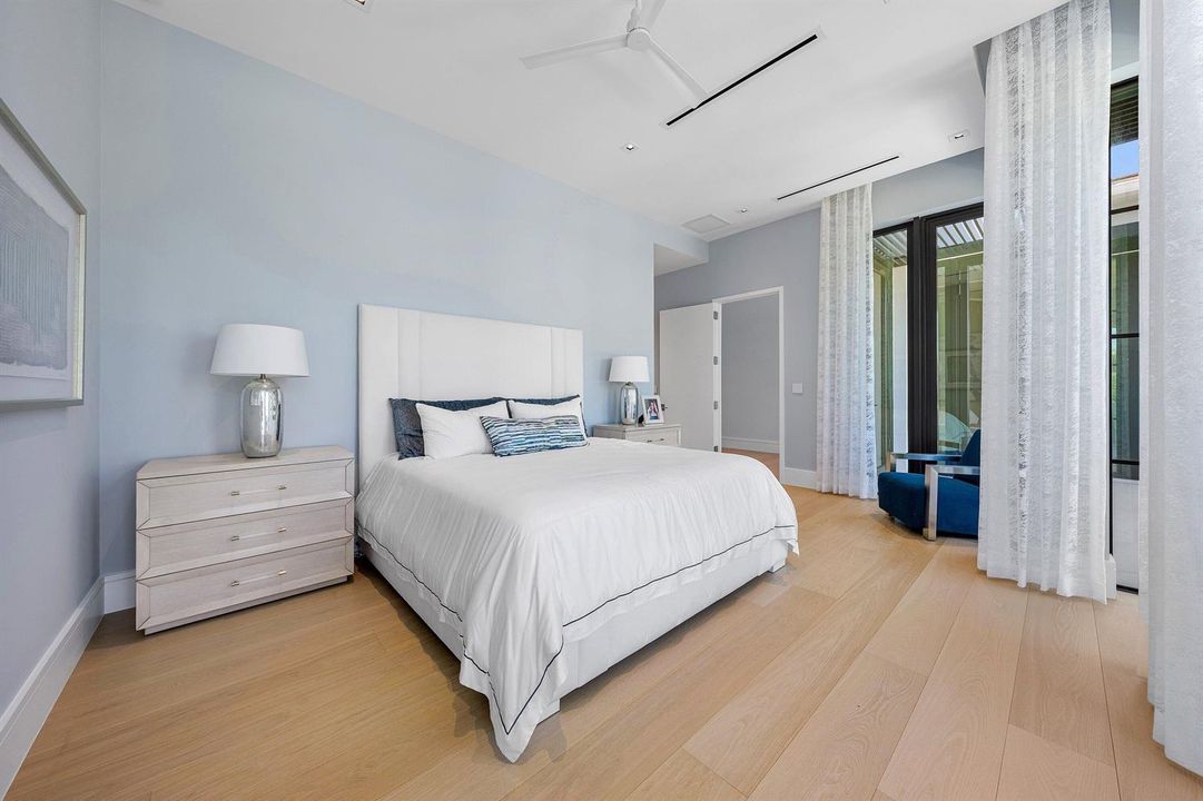 053-471RoyalPalmWay-BocaRaton-FL-33432-S