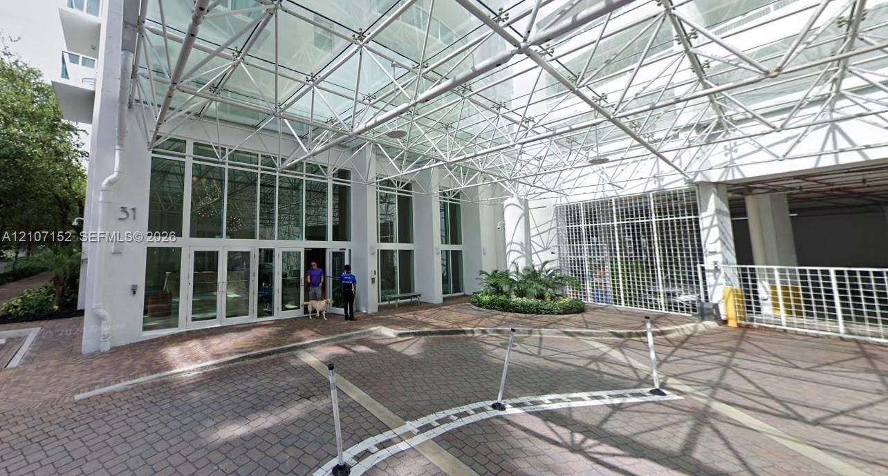 出租: $2,700 (0 贝兹, 0 浴室, 0 平方英尺)