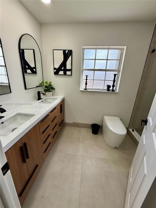 For Rent: $4,500 (3 beds, 2 baths, 2048 Square Feet)