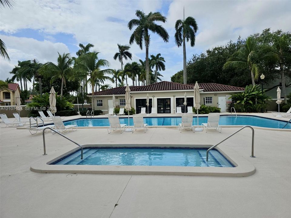 Community Pool and Spa