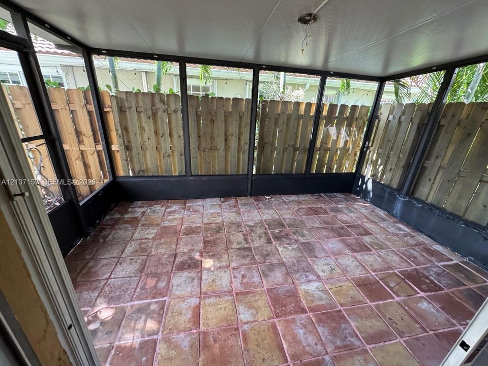 For Rent: $4,500 (3 beds, 2 baths, 2048 Square Feet)