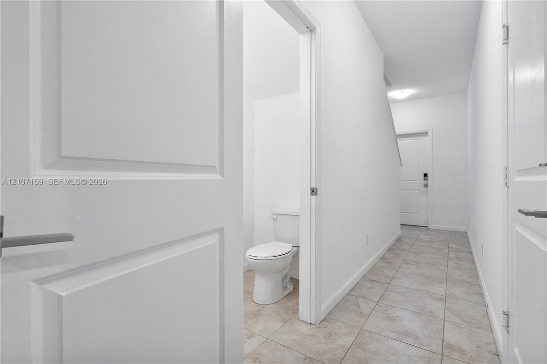 На продажу: $379,900 (3 спален, 2 ванн, 1496 Квадратных фут)