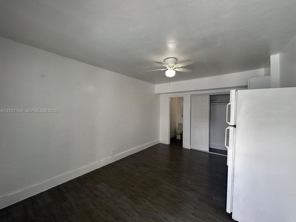 For Rent: $1,200 (0 beds, 1 baths, 0 Square Feet)
