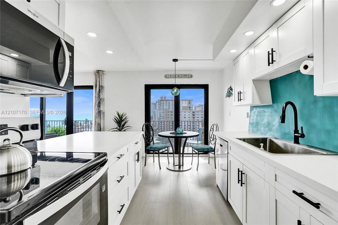 For Rent: $6,000 (2 beds, 2 baths, 1570 Square Feet)