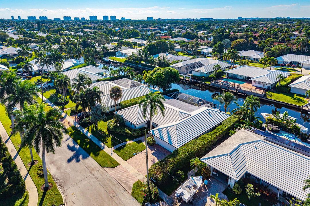 040-744PeachtreeLane-BocaRaton-FL-33486-