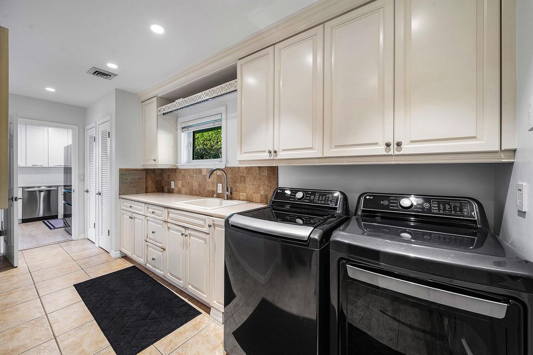030-744PeachtreeLane-BocaRaton-FL-33486-