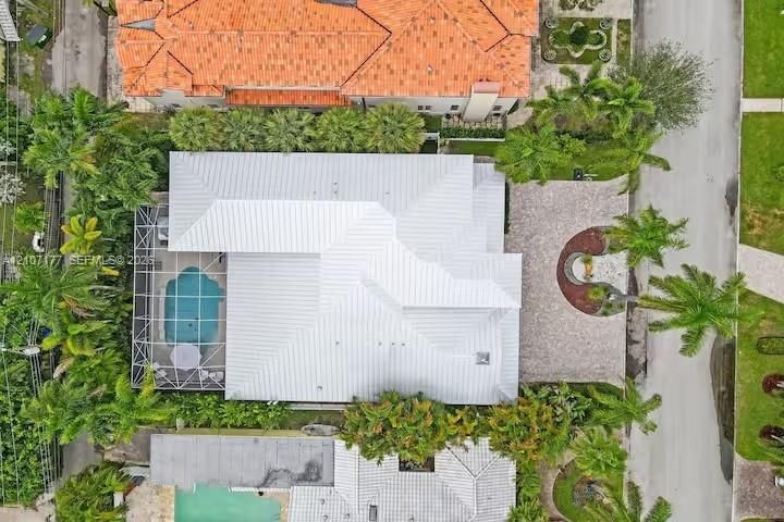 En Renta: $25,000 (8 camas, 6 baños, 4588 Pies cuadrados)