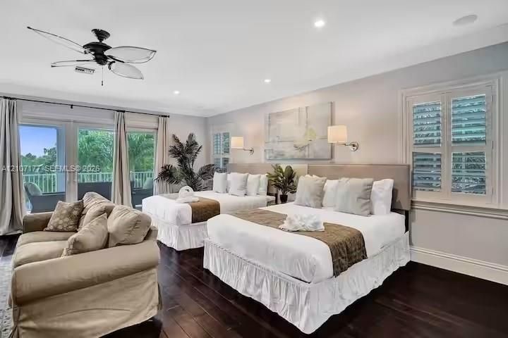 En Renta: $25,000 (8 camas, 6 baños, 4588 Pies cuadrados)