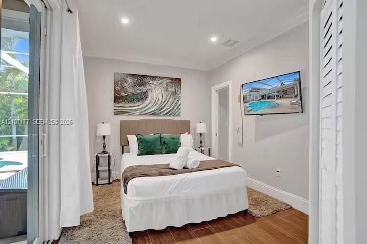 En Renta: $25,000 (8 camas, 6 baños, 4588 Pies cuadrados)