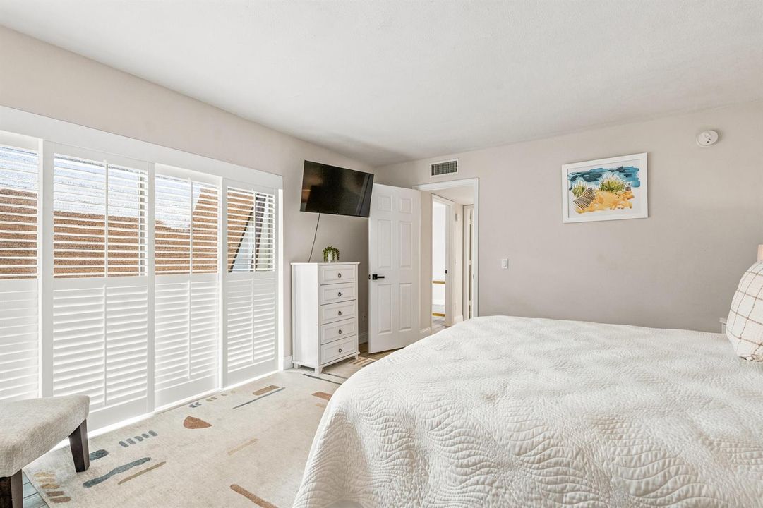 1166 6th Avenue - 15B-007