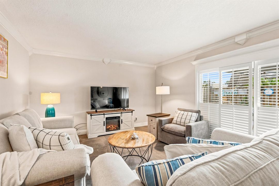 1166 6th Avenue - 15B-172
