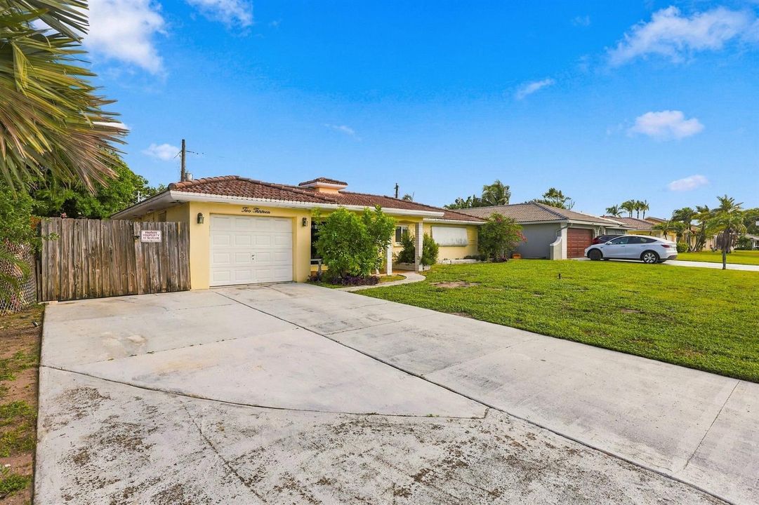 No HOA | Room for boat or RV
