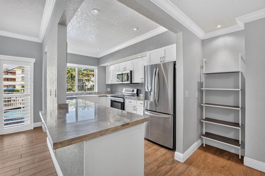 Open Kitchen