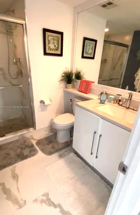 En Venta: $650,000 (2 camas, 2 baños, 1105 Pies cuadrados)