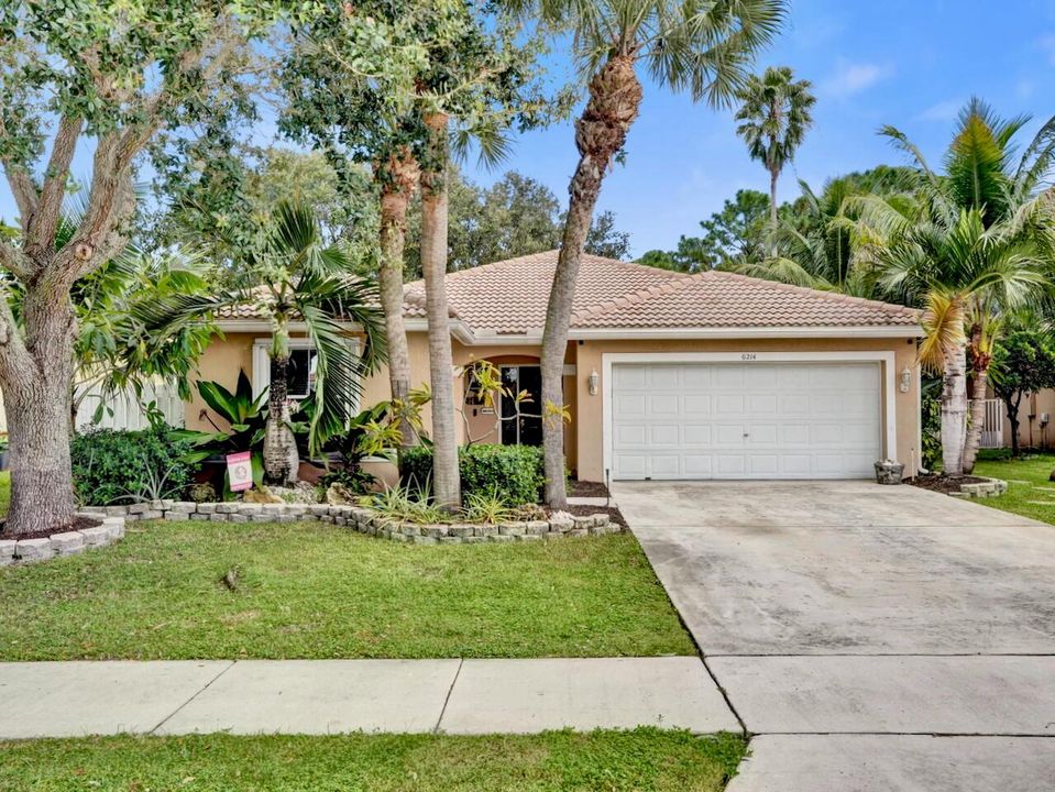6214 Sand Hills Cir - 3