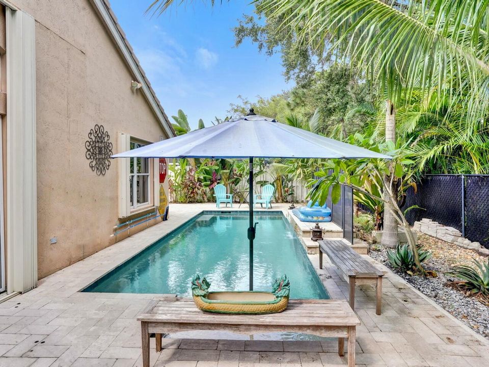 6214 Sand Hills Cir - 33