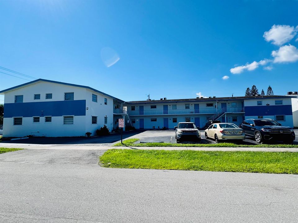 410 W Palm For Rent 1