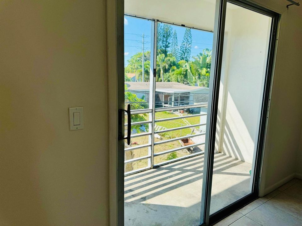 410 W Palm For Rent 11