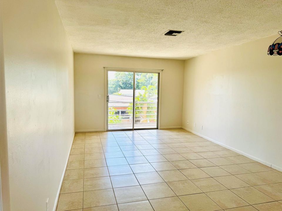 410 W Palm For Rent 8