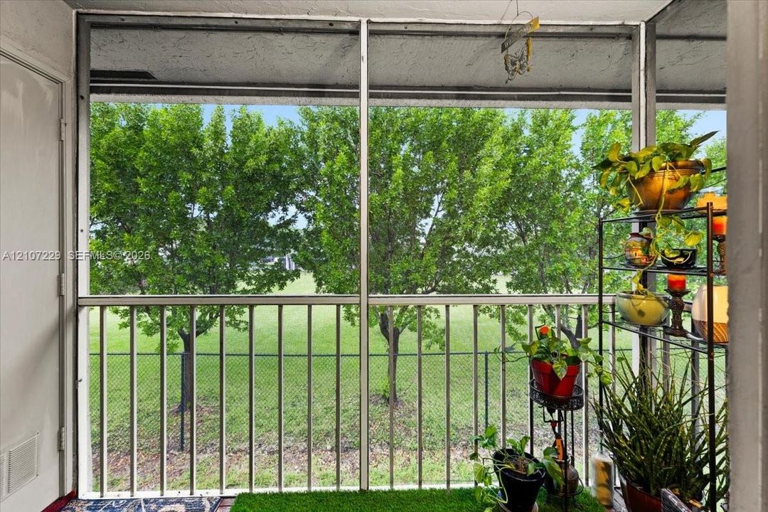 En Venta: $210,000 (2 camas, 2 baños, 912 Pies cuadrados)