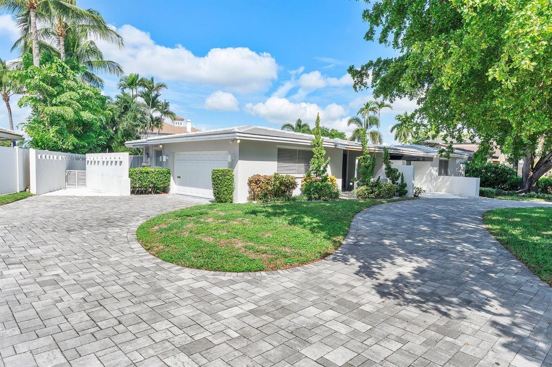3241 NE 56th Ct_003