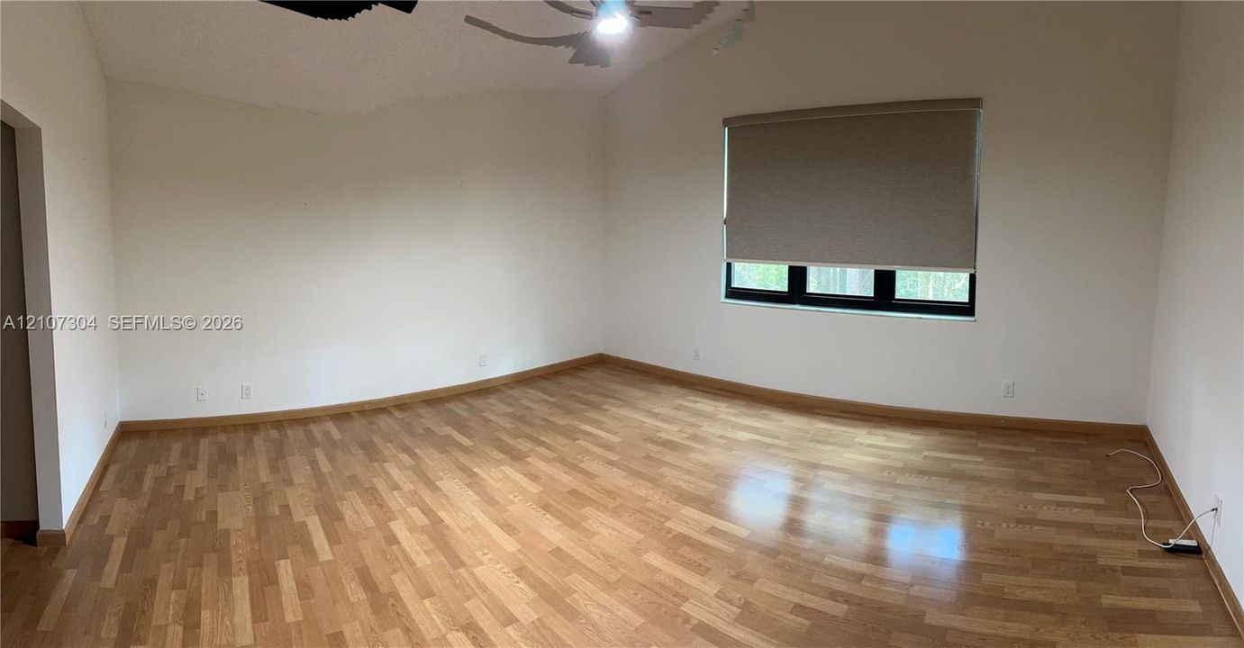 For Rent: $3,500 (3 beds, 2 baths, 1747 Square Feet)