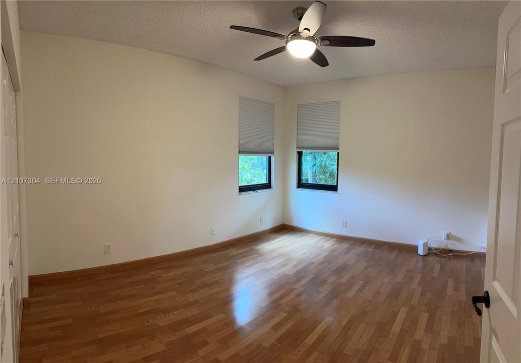 For Rent: $3,500 (3 beds, 2 baths, 1747 Square Feet)