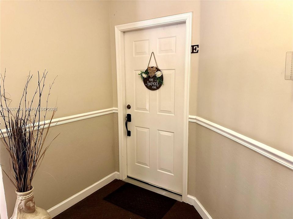 For Rent: $3,500 (3 beds, 2 baths, 1747 Square Feet)