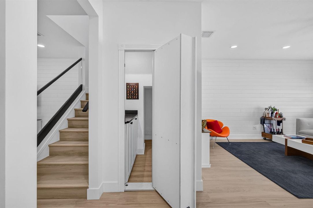 Murphy Closet