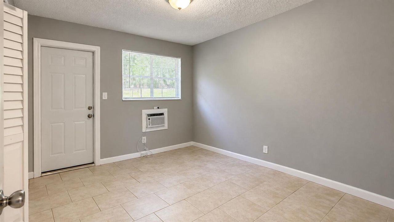 Bedroom #1.1