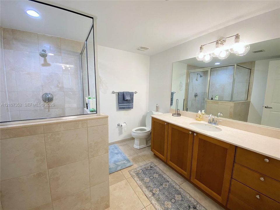 В аренду: $4,300 (2 спален, 2 ванн, 1189 Квадратных фут)
