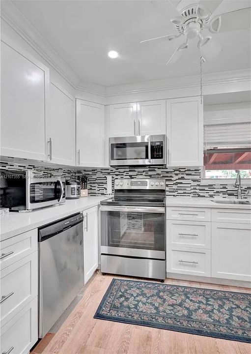 En Venta: $495,000 (4 camas, 2 baños, 1308 Pies cuadrados)