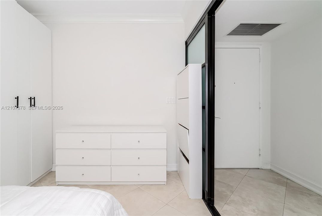 На продажу: $1,180,000 (3 спален, 2 ванн, 1554 Квадратных фут)
