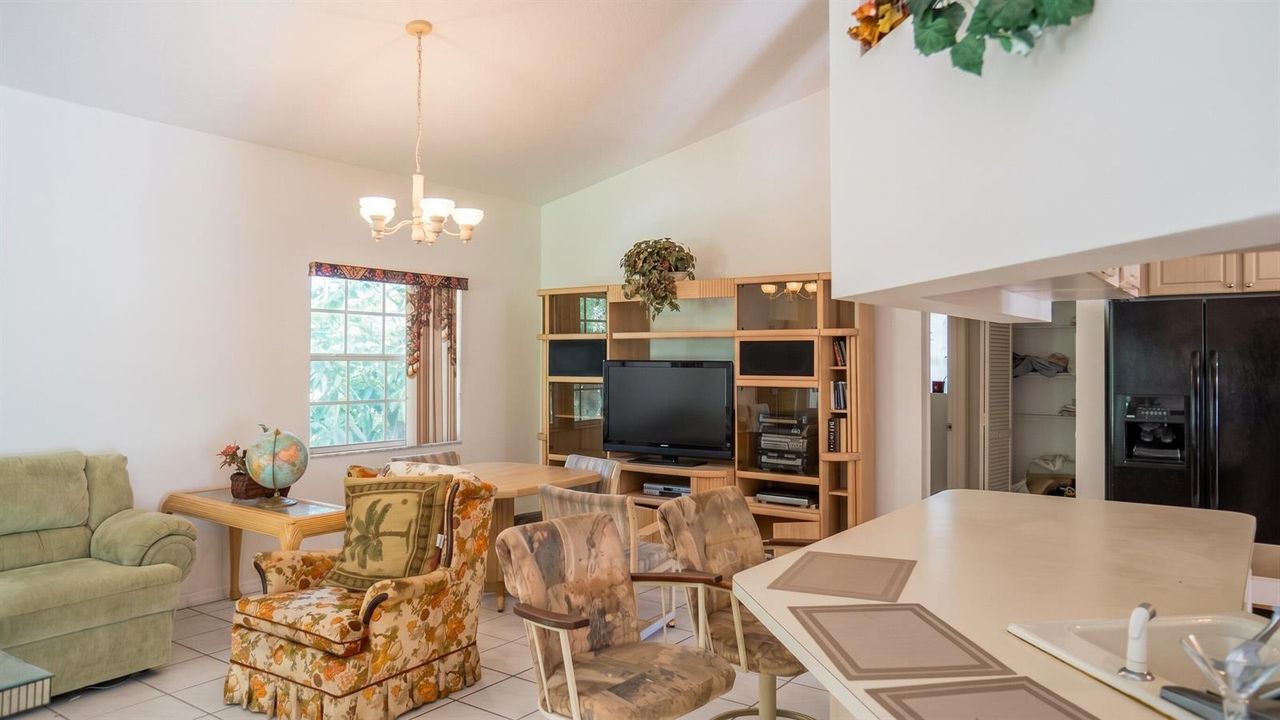 24 - Family Room