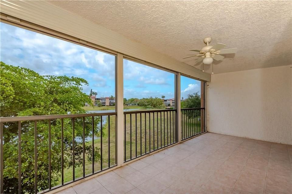PALM LAKES BACK VIEW