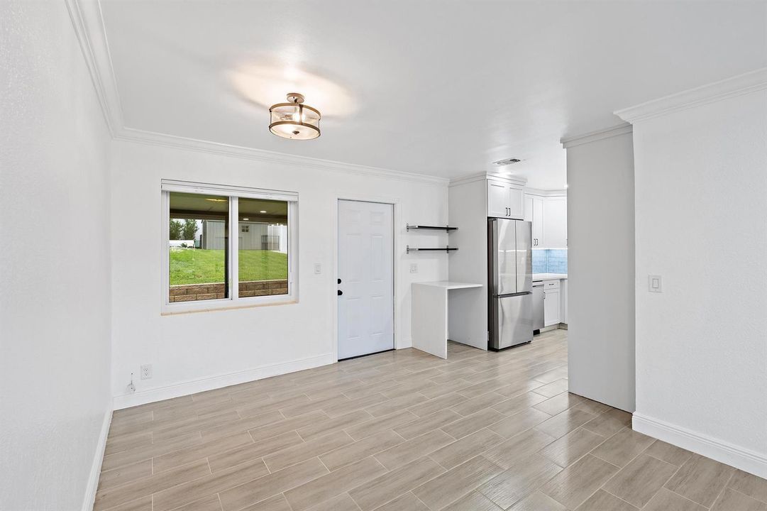 5521 Parker Ave-26