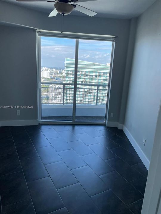 В аренду: $6,700 (3 спален, 3 ванн, 1386 Квадратных фут)