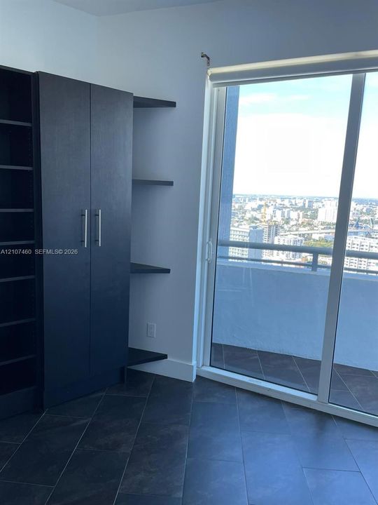 В аренду: $6,700 (3 спален, 3 ванн, 1386 Квадратных фут)