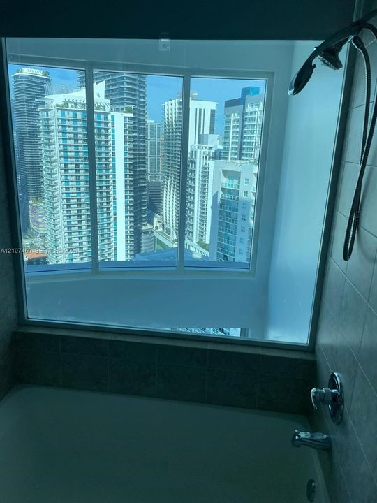 В аренду: $6,700 (3 спален, 3 ванн, 1386 Квадратных фут)
