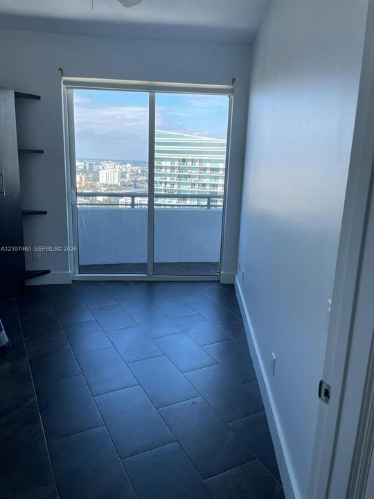 В аренду: $6,700 (3 спален, 3 ванн, 1386 Квадратных фут)