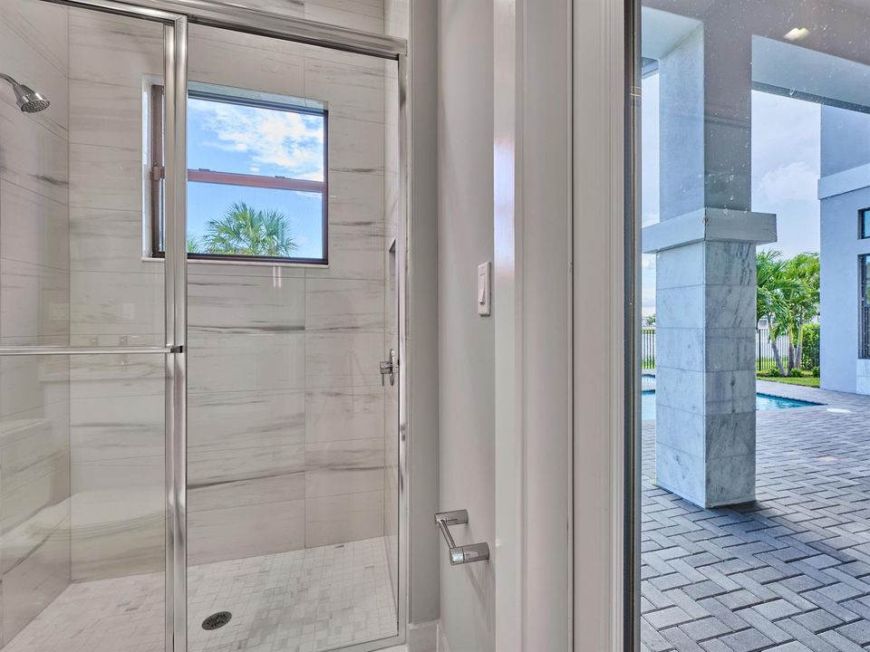 Cabana Bath
