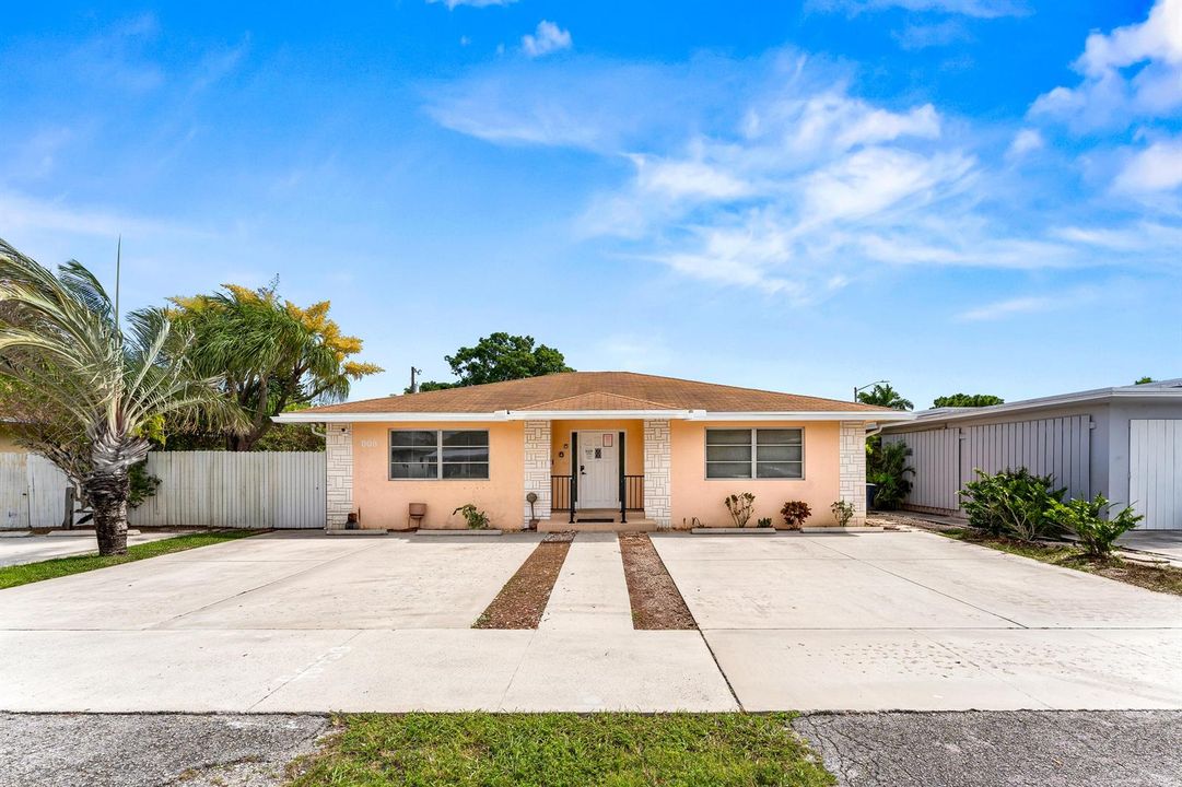 001-808SouthBroadway-Lantana-FL-33462-FU