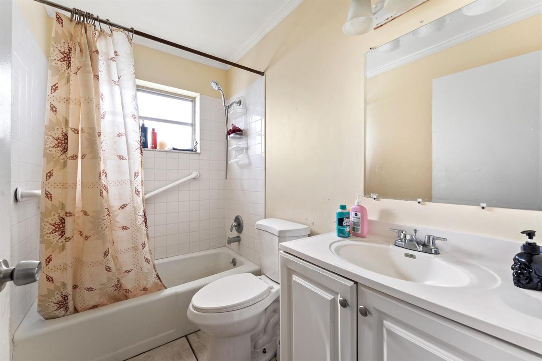 012-808SouthBroadway-Lantana-FL-33462-FU