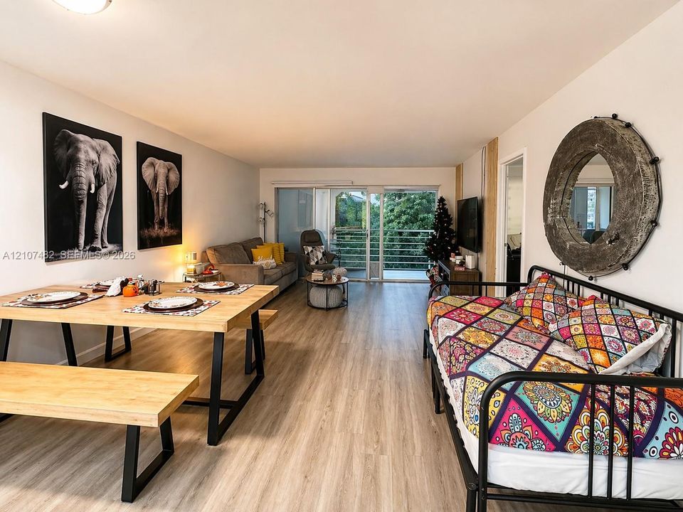 En Venta: $190,000 (2 camas, 2 baños, 1025 Pies cuadrados)