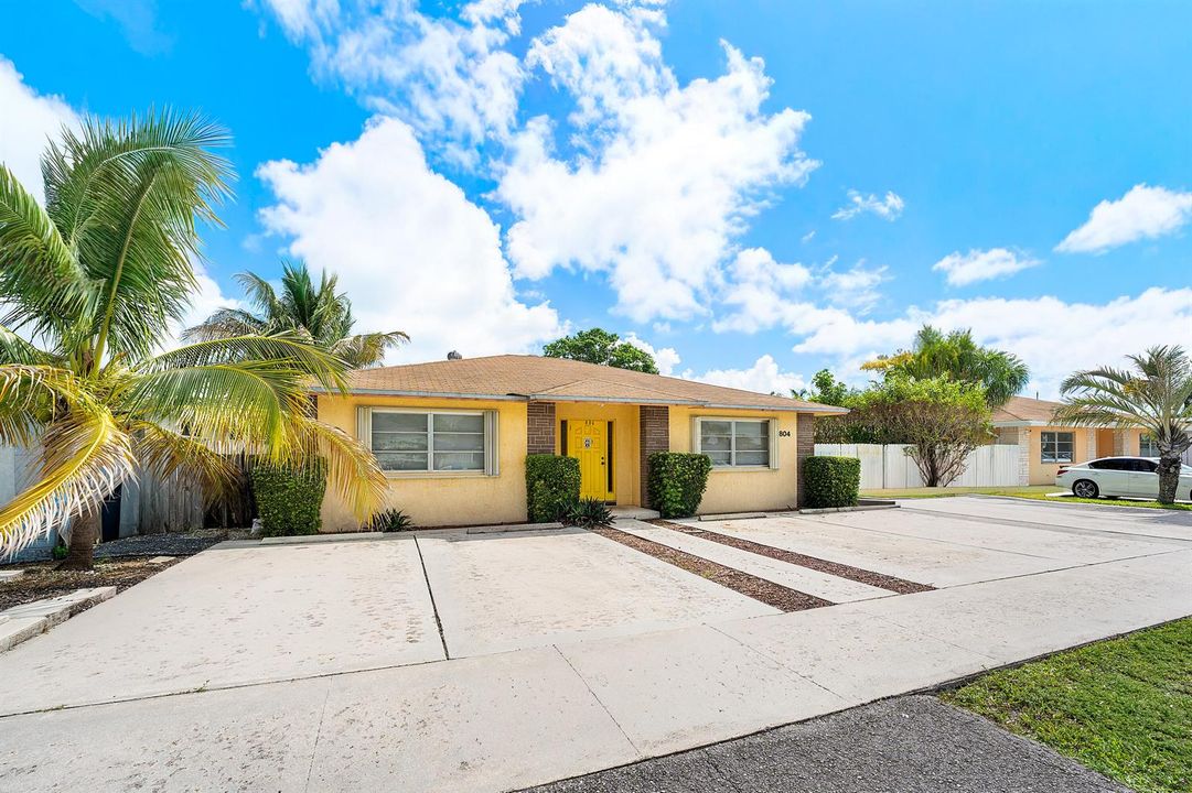 002-804SouthBroadway-Lantana-FL-33462-FU