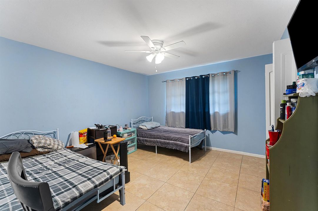025-804SouthBroadway-Lantana-FL-33462-FU