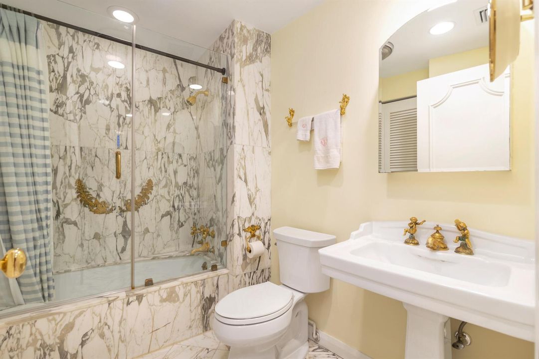 100 Royal Palm Way 4-A